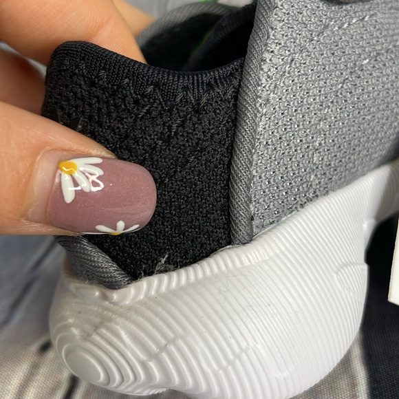 NWT Adidas Adifom SLTN EL I Grey Three Toddler Boy Shoes - Size 4K - Picture 9 of 17